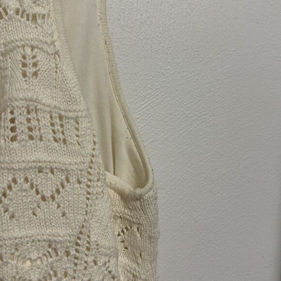 Abercrombie and Fitch Sweater tank - Picture 6 of 7